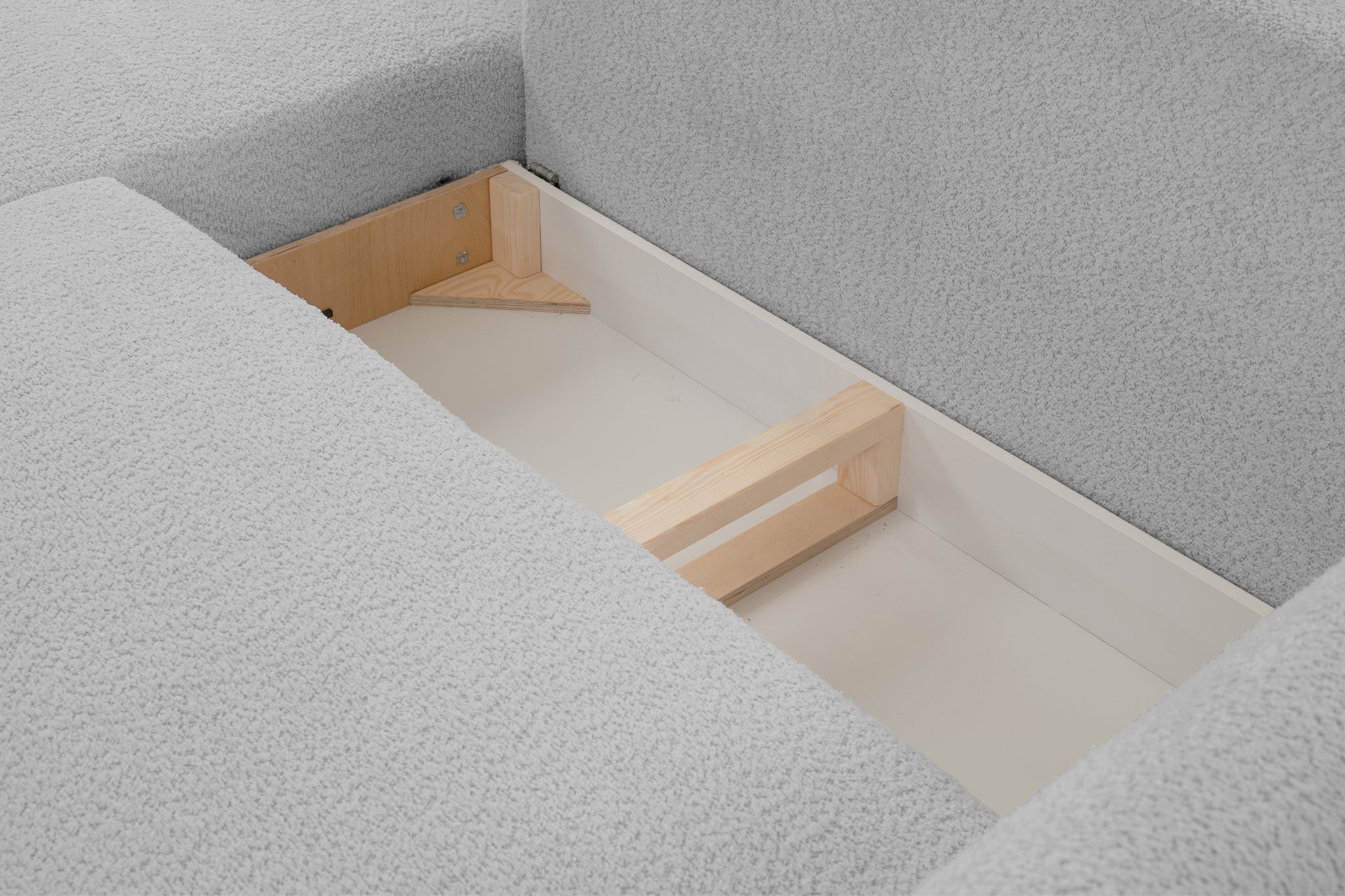 ALIX - Image 31
